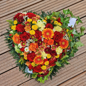 Cœur de fleurs tons chauds