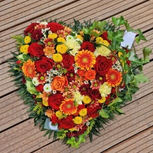 Cœur de fleurs tons chauds